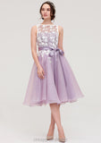 Bateau Sleeveless Organza Knee-Length A-line/Princess Bridesmaid Dresses With Sashes Lace Hallie STIP0025358