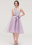 Bateau Sleeveless Organza Knee-Length A-line/Princess Bridesmaid Dresses With Sashes Lace Hallie STIP0025358