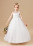 Ivory Cute Round Neck Tulle Flower Girl Dresses With Lace