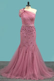 2024 One Shoulder Prom Dresses Mermaid Tulle With Beads And Sash P8PN2BT6