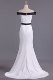 2024 Bicolor Boat Neck Evening Dresses Mermaid Stretch Satin Sweep PKDPB9E2