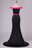 2024 Boat Neck Stretch Satin Evening Dresses Mermaid Sweep Train P3R79PQJ