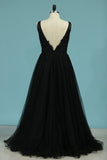 2024 New Arrival Open Back Prom Dresses V Neck Tulle With Applique PJJXLLK4