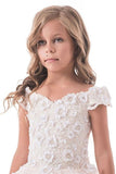 2024 Flower Girl Dresses Off The Shoulder Tulle With Applique P47D3KG7