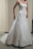 Elegant A Line Ivory Lace Appliques Sweetheart Strapless Sleeveless Long Wedding Dresses