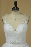 2024 Gorgeous Sleeveless Scoop Wedding Dresses Tulle With Applique P5SJHTZT