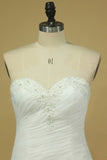 2024 Plus Size Sweetheart Ruched Bodice Wedding Dresses Mermaid Tulle With Beading Court P9E76EF3