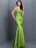 Trumpet/Mermaid V-neck Hand-Made Flower Sleeveless Long Taffeta Bridesmaid Dresses TPP0005170