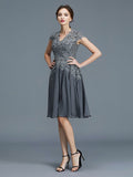 A-Line/Princess V-neck Chiffon Applique Sleeveless Knee-Length Mother of the Bride Dresses TPP0007297