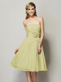 A-Line/Princess Strapless Sleeveless Hand-Made Flower Short Chiffon Bridesmaid Dresses TPP0005295